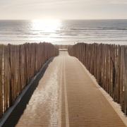 Chemin menant à la plage sud